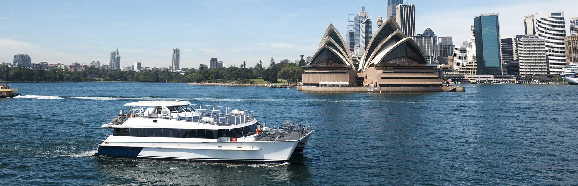 Harbourside Cruises for Sydney Harbour Cruises, Private Charters & Boat
